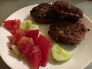 Пържени кюфтета със свинско и телешко месо